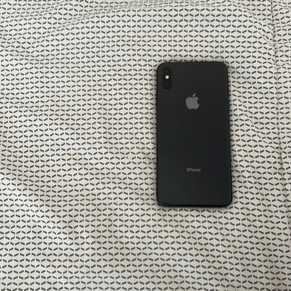 iPhone XS Max!
